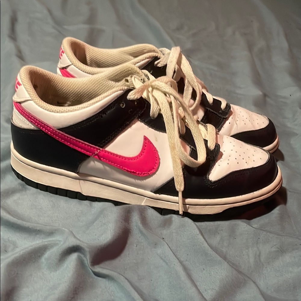 Nike Black and Pink Sneakers Classic Low-Top Design